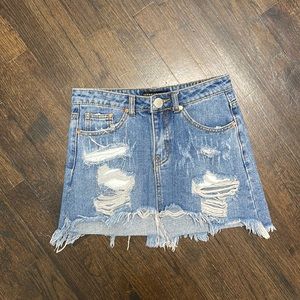 RIPPED JEAN SKIRT